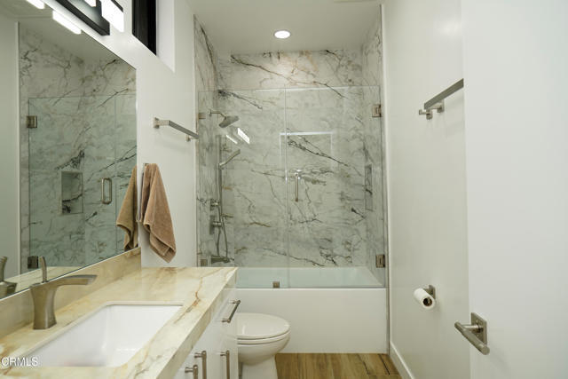 Building Photo - 6565 Pickwick St