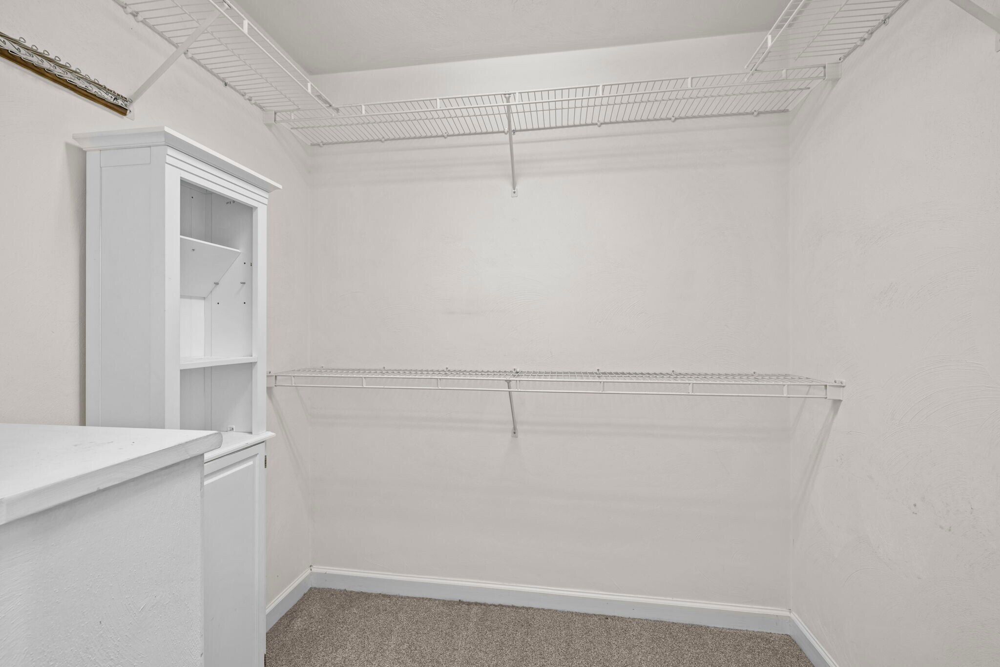 Building Photo - 208 56th St