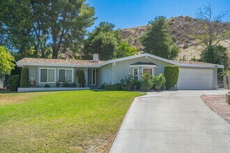 Building Photo - 18930 Tenderfoot Trail Rd