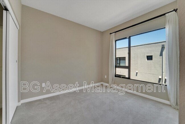 Building Photo - 1766 12th St