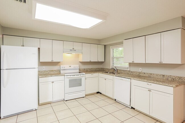 Building Photo - Newly Renovated Single Family Home | 3 BR/2BA | 1-Car Covered Parking | Gated backyard
