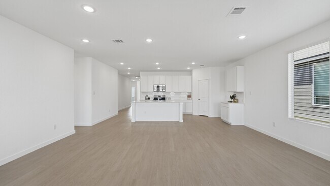 Building Photo - 2966 Cold Spring Dr