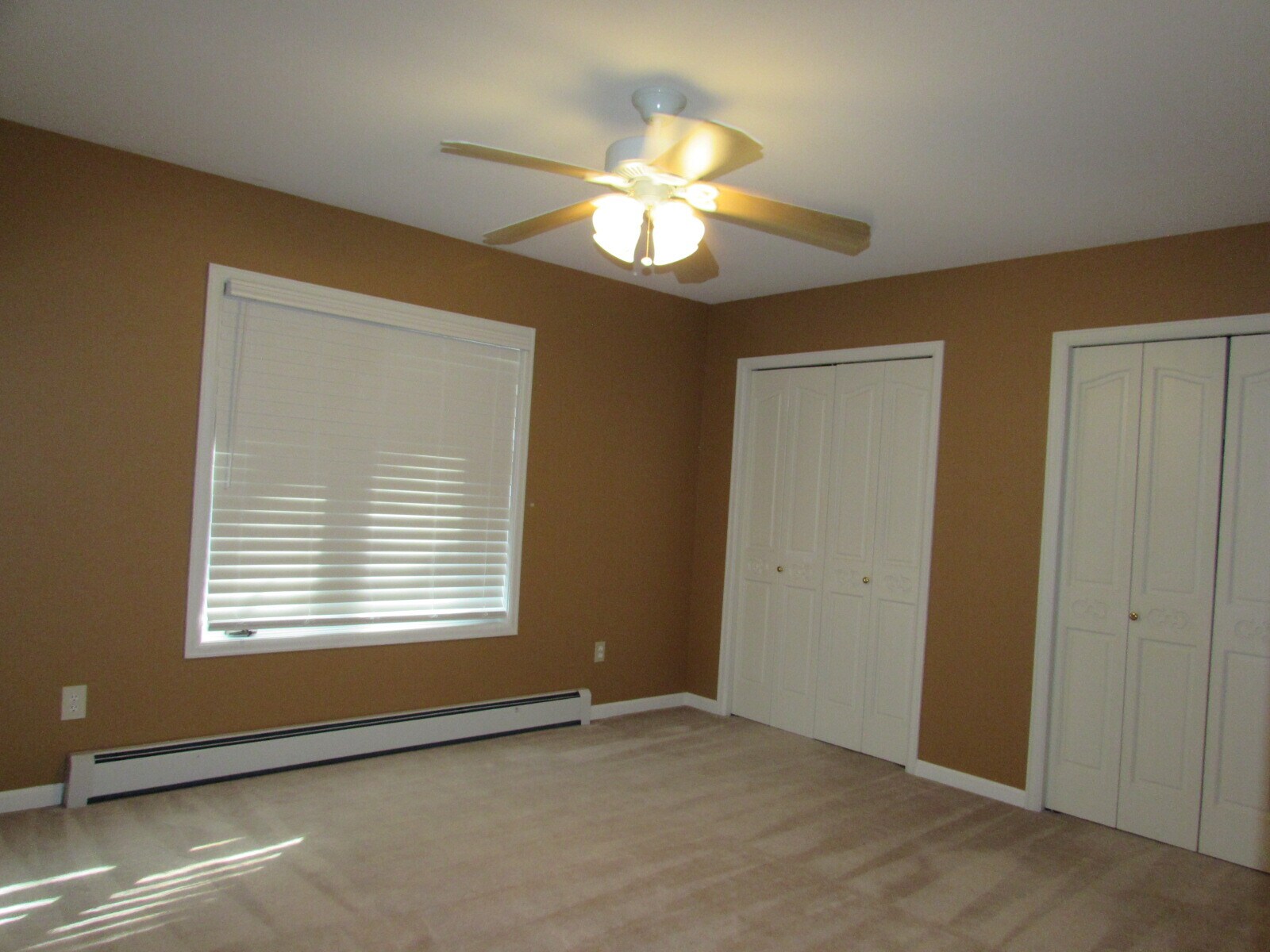 Building Photo - 2677 Cambridge Dr
