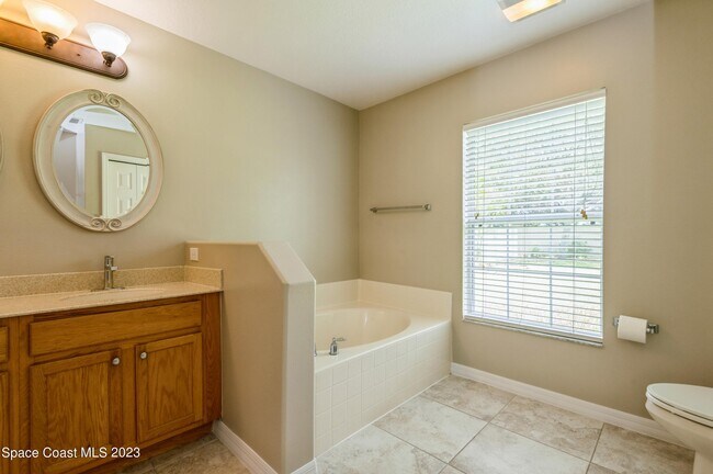 Building Photo - 5527 Indigo Crossing Dr