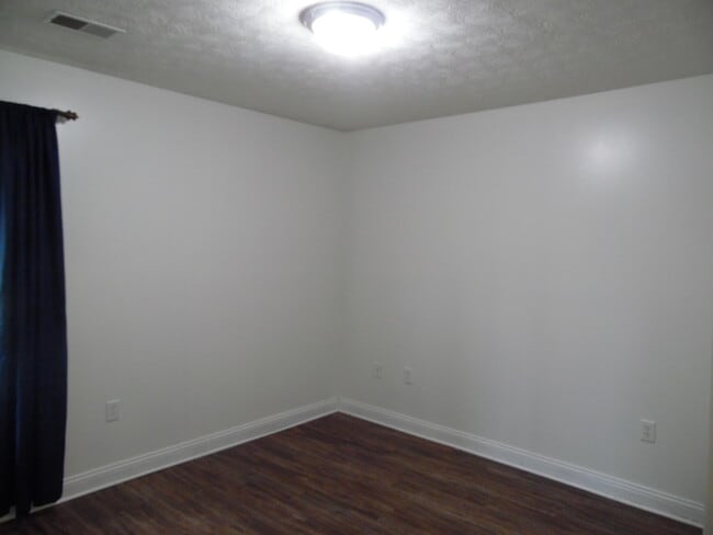 Building Photo - 1064 Brick House Ln