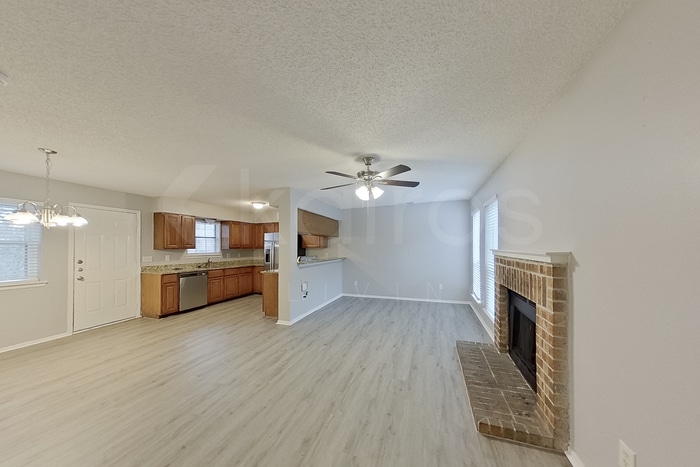 Building Photo - 822 Courtenay Pl