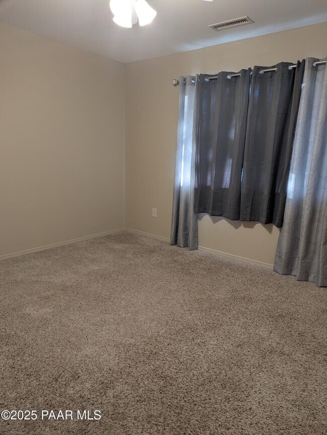 Building Photo - 4381 N Lone Cactus Dr