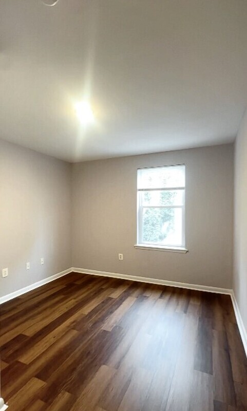 Building Photo - 942 N 42nd St