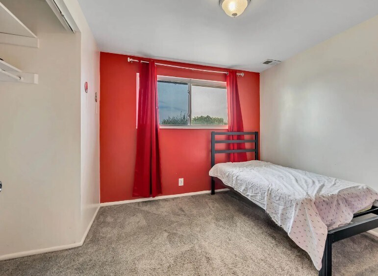 Building Photo - 1289 S 675 W