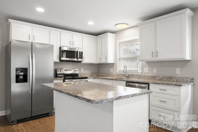 Building Photo - 11805 Harrisburg Rd