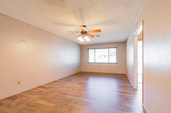 Building Photo - Spacious 3 Bedroom Home with Solar Panels and a Pool