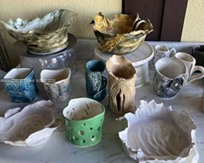 Building Photo - 13785 Flora Pl