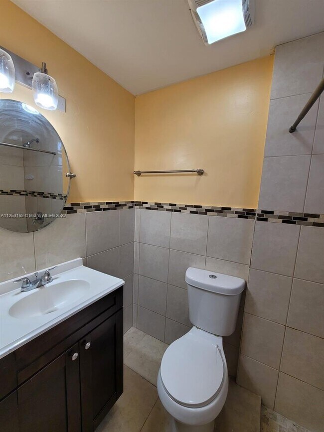 Building Photo - 1467 NW 53rd St