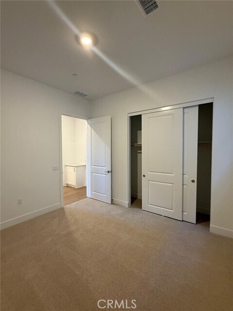 Building Photo - 153 Great Park Blvd