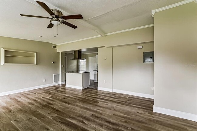 Building Photo - 3125 Wallington Dr