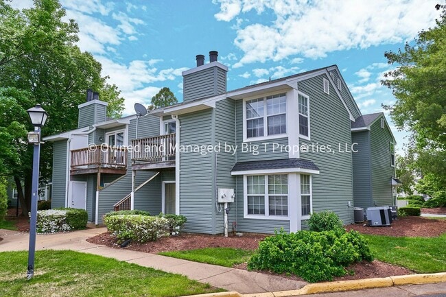 Building Photo - 1bd/1ba in Cluster of Woodlawn Alexandria