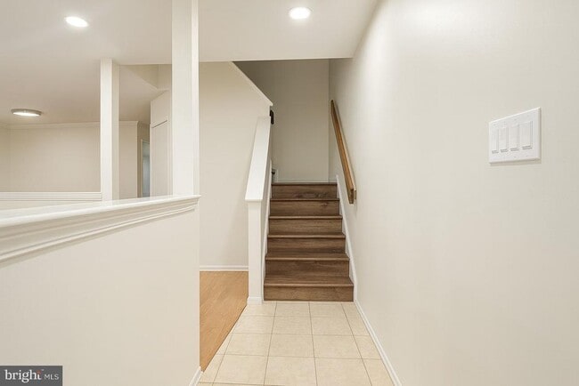 Primary Photo - 329 Gwynedd Ct