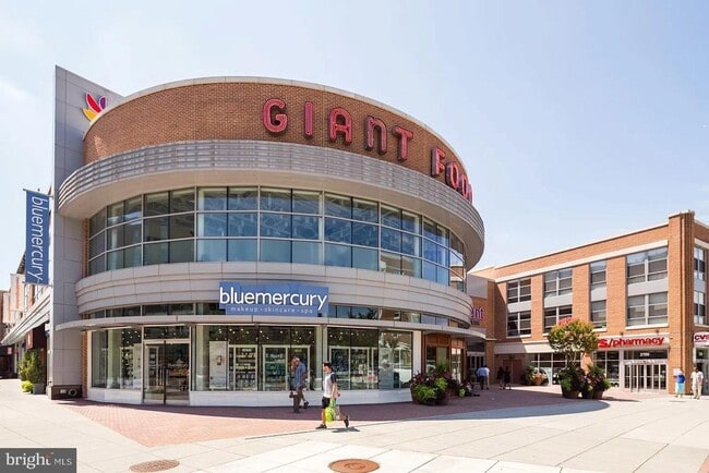 Building Photo - 3450 39th St NW