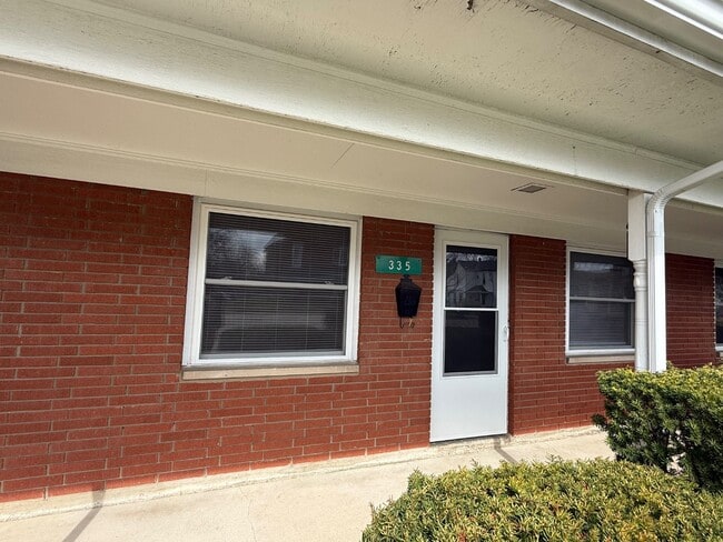 Building Photo - 333 W Jefferson St