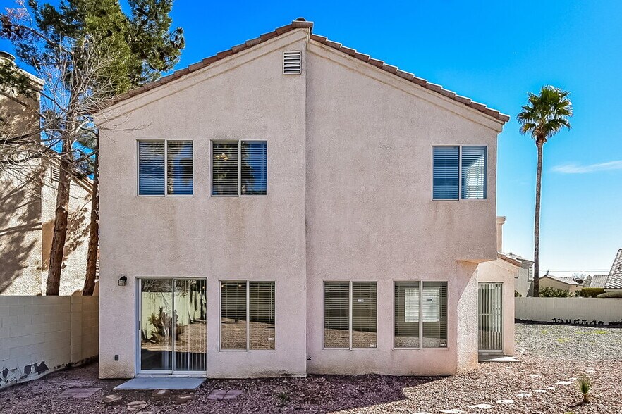 Building Photo - 4841 Villa Elisa Cir