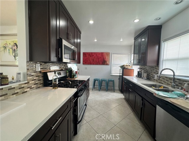 Building Photo - 12811 Cumpston St