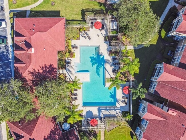 Building Photo - 9481 Highland Oak Dr