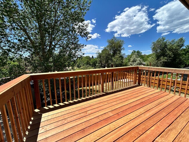 Building Photo - Spacious 4-Bedroom House Near Open Space in Heatherwood, Boulder