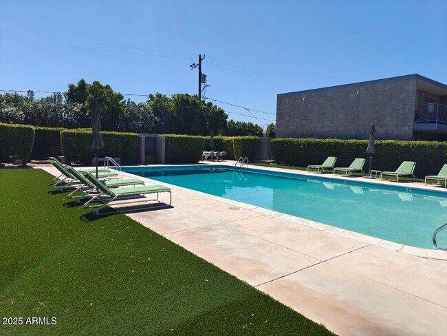 Building Photo - 7601 E 2nd St