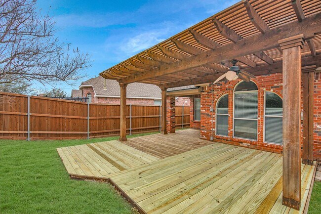 Building Photo - Stonebridge Ranch Single Story