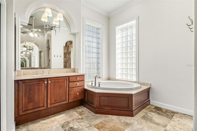 Building Photo - 4812 Waterwitch Point Dr