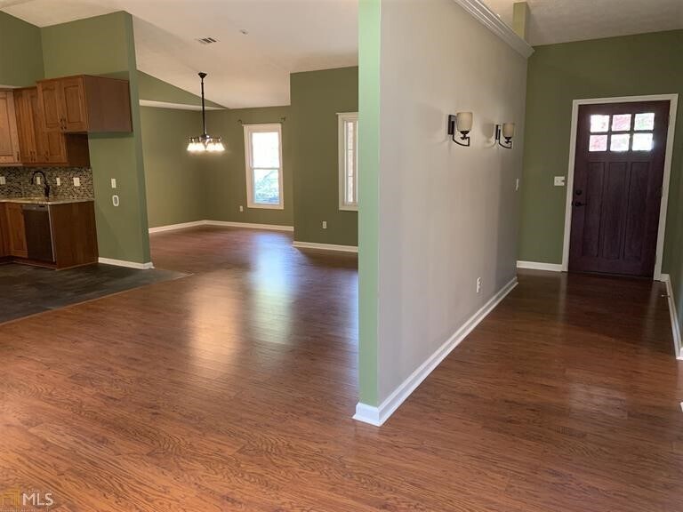 Building Photo - 146 Sweetgum Rd