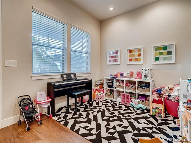 Building Photo - 534 S Lincoln St