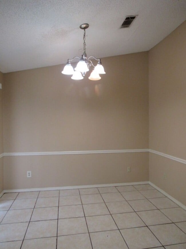 Building Photo - 7749 Deborah Dr