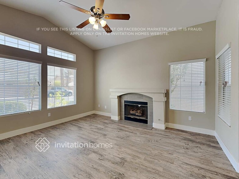 Building Photo - 8237 Rocky Bluff Way