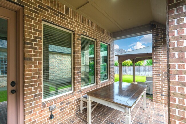 Building Photo - 34 Danby Place