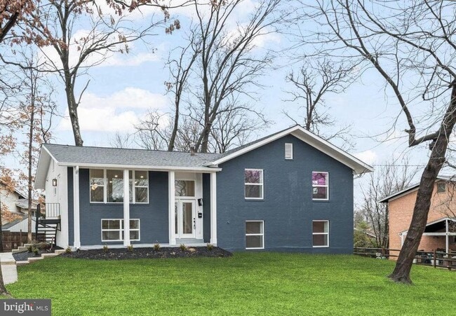 Building Photo - 8321 Raymond Ln