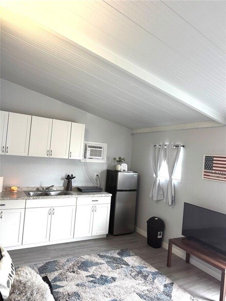 Building Photo - 5829 12th St