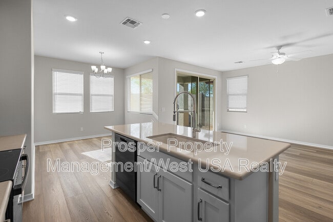 Building Photo - 24094 N 162nd Ln