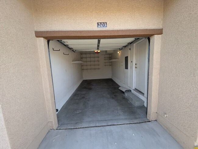 Building Photo - 3840 Belle Glade St