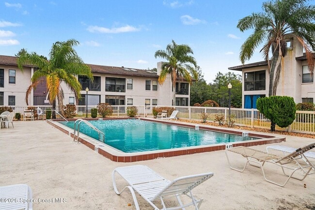 Building Photo - 1011 Clearmont St NE