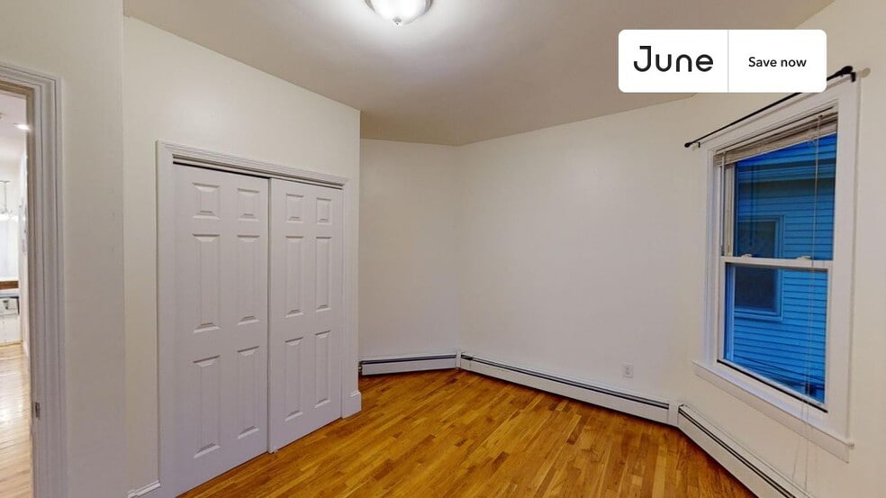 Building Photo - 21 Rossmore St