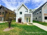 Building Photo - 4115 Merlane Dr