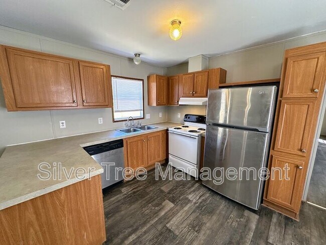 Building Photo - 260 Lark Meadow Dr