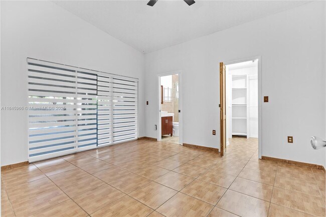 Building Photo - 13847 SW 157th Terrace