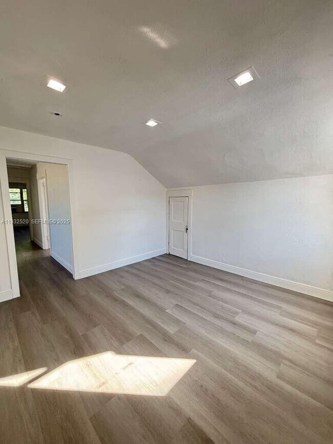 Building Photo - 1968 NW 24th Ave