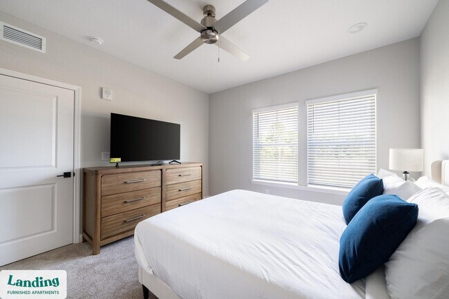 Building Photo - 84 San Filippo Dr SE