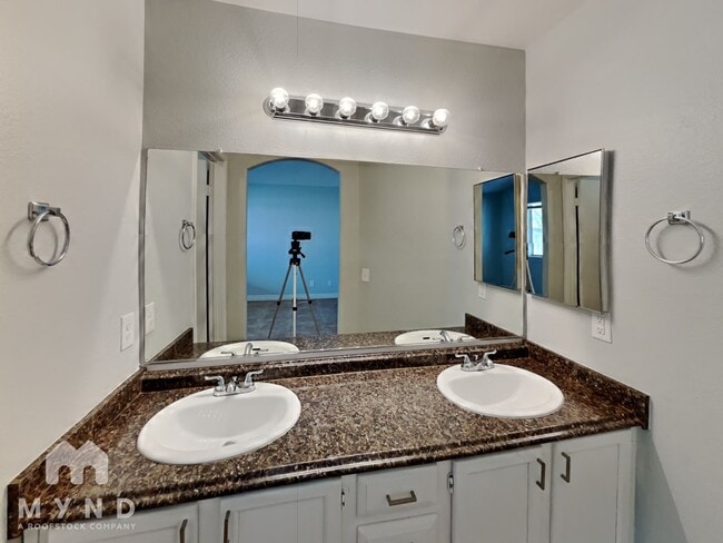 Building Photo - 2759 Terrace Stream Ct