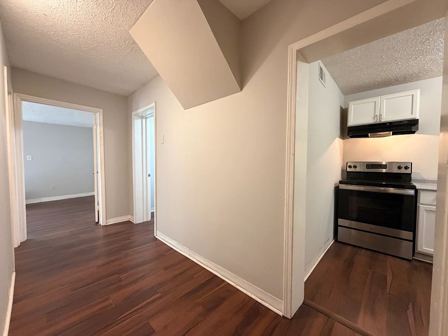 Building Photo - 4880 Hale Rd