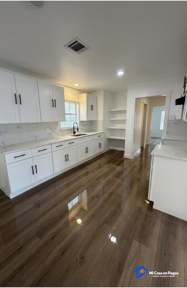 Building Photo - 5026 Northridge Dr