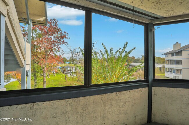 Building Photo - 5615 San Juan Ave